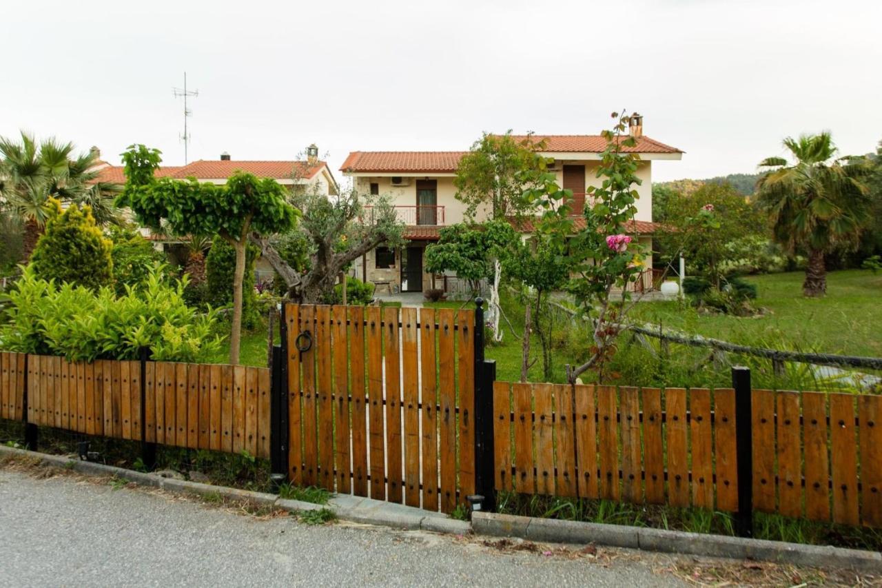 Villa Pino Pueblo Paliouri Exterior photo